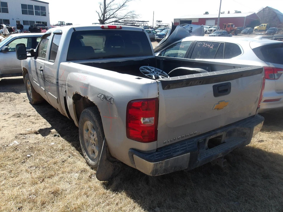 Used Speedometer Gauge fits: 2007 Chevrolet Silverado 1500 pickup new style smoo - Image 3 of 4