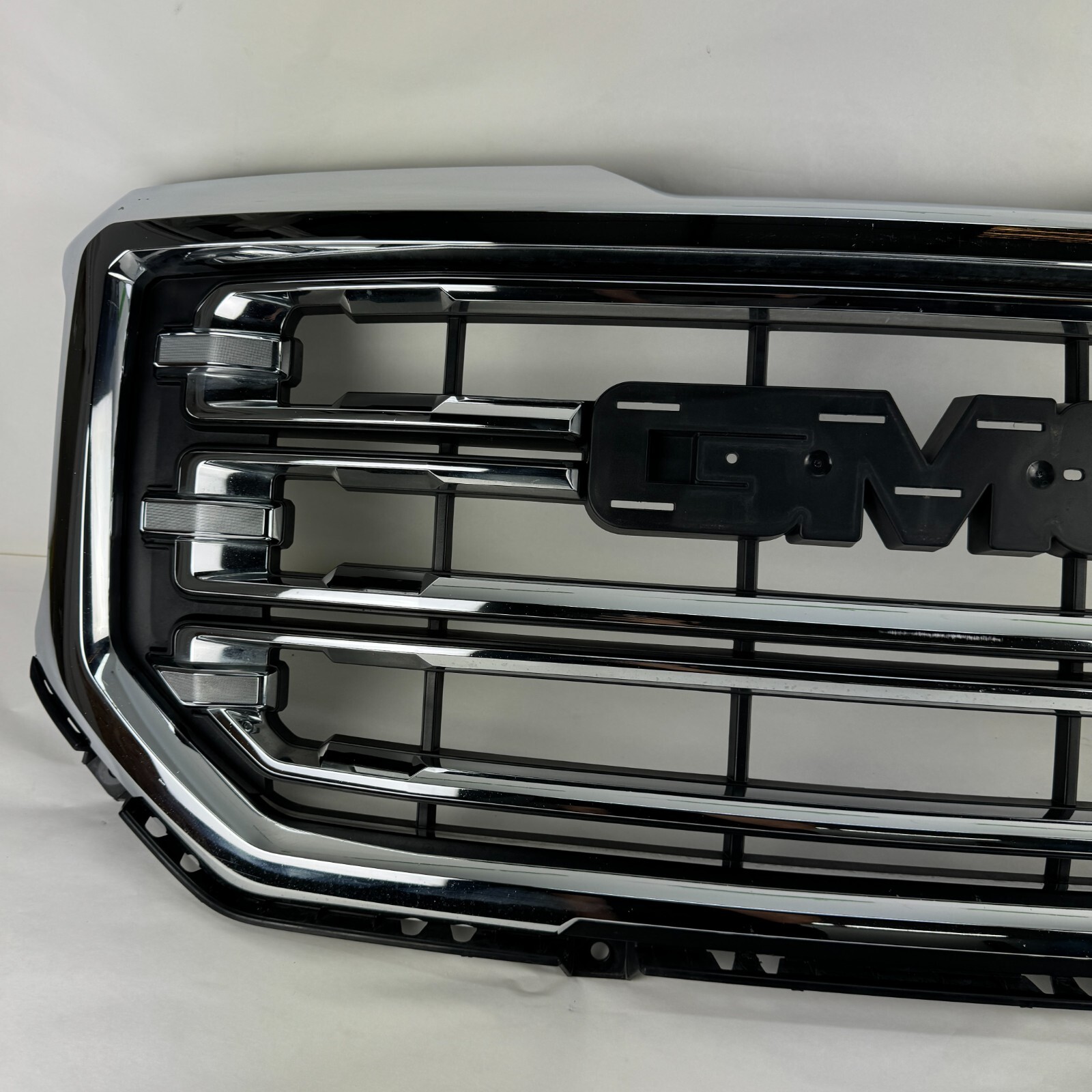 OEM 2016 2017 2018 GMC Sierra 1500 SLT Front Upper Grille Bright Chrome ...