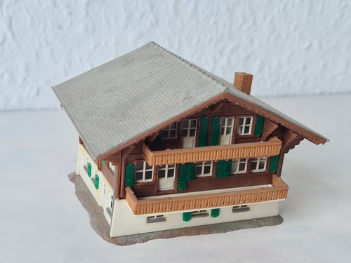 ESCALA N KIBRI 7042 CHALET DIRECCIÓN LIBRE GOTTHARD SUIZA ALPES | Zustand: Gebraucht