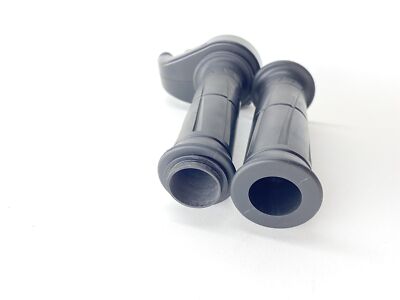 くみ1017 2017 KAWASAKI NINJA ZX10RR ZX1000 THROTTLE CABLE LINE HOUSING