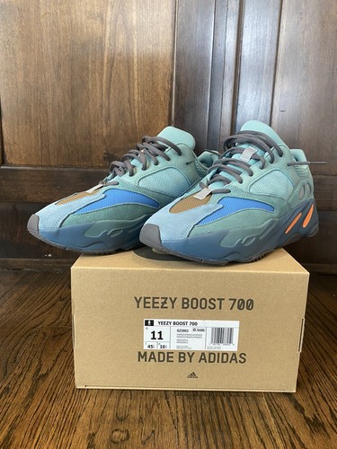 yeezy boost 700 mint