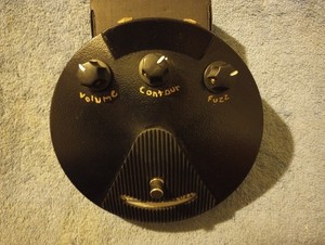 [VGC] Dunlop JHF2 Fuzz Face 1994 - Black; Ammato Mod AC128s  & Contour Knob