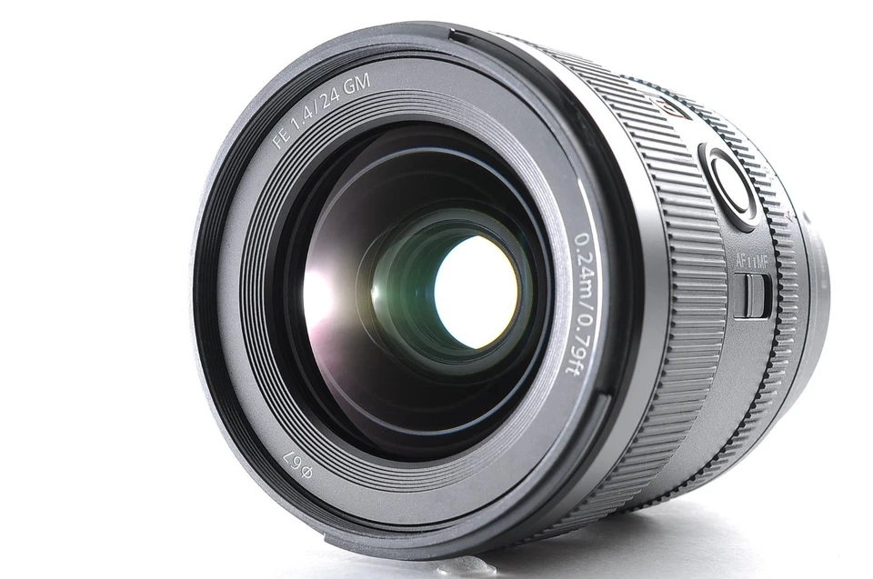 Sony FE 24mm F/1.4 GM SEL24F14GM Lens for Sony E mount w/Filter -Near Mint-#8893 - Image 3 of 4