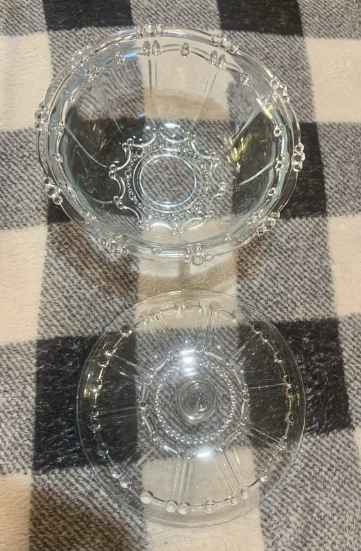 Clear Glass Round Covered Dish/Bowl w/ Lid, Decorative