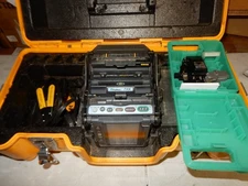 AFL Fujikura 70S Fusion Splicer Kit + CT-06 Cleaver - 44,913 Arcs -Working, Read