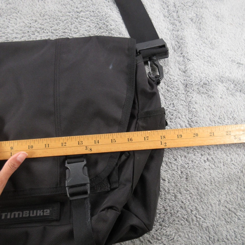 Timbuk2 Clásico Bolso Mensajero Mediano Negro Bandolera de Hombro Laptop Viajero Foto 3 de 4