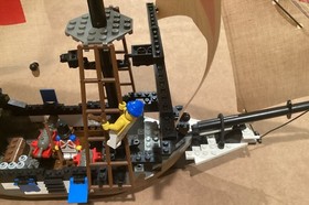 LEGO PIRATES 6271 IMPERIAL FLAGSHIP - COMPLETE WITH INSTRUCTIONS