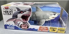 ROBO ALIVE GREAT WHITE SHARK TOY BY ZURU EYES LIGHT UP RED NIB Battery Operated