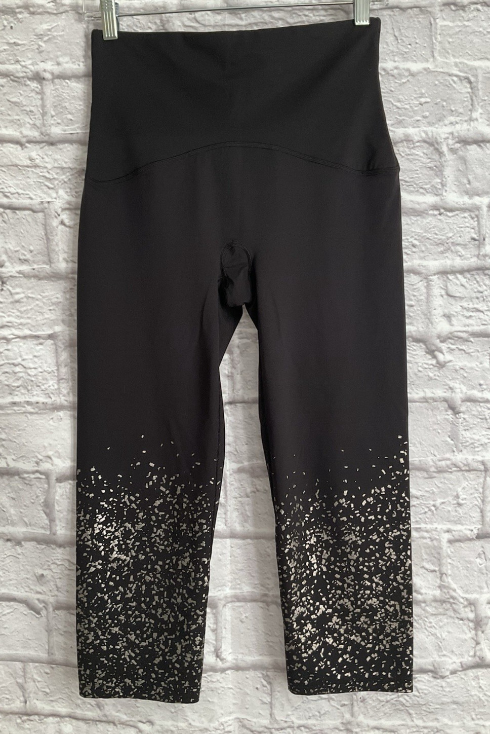 Spanx Large Booty Boost Active Cropped Legging Bl… - image 6