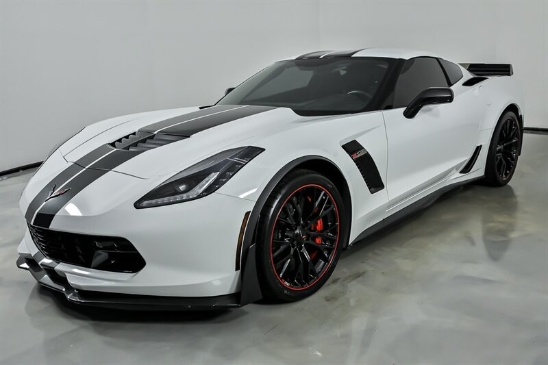 2016 Arctic White Chevrolet Corvette   | C7 Corvette Photo 6