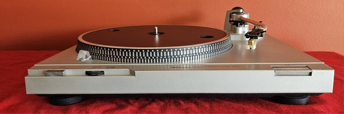 Vintage Technics SL-D2 Direct Drive Turntable Record Player Parts Repair Japan