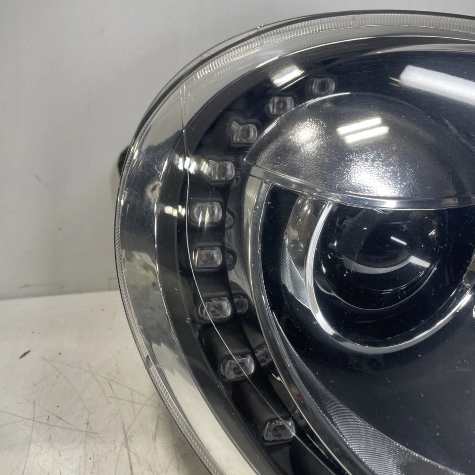 Faro delantero derecho Volkswagen BEETLE 2012-2013 XENÓN HID 5C1941032H OEM Foto 3 de 4