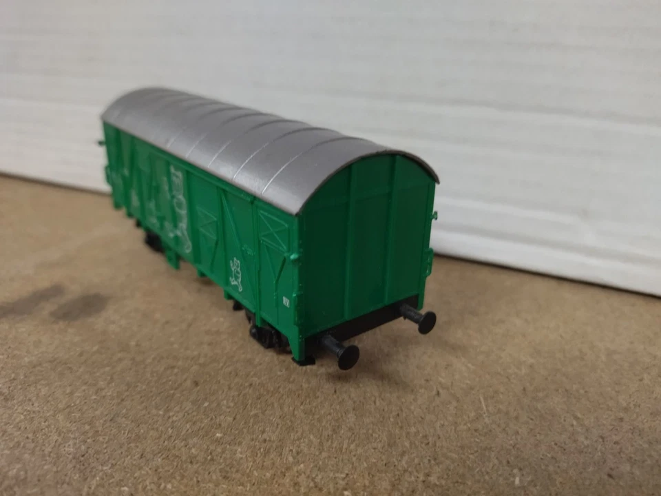 VAGON CERRADO VERDE 1:87 H0 ROCO NO BOX - Imagen 3 de 4