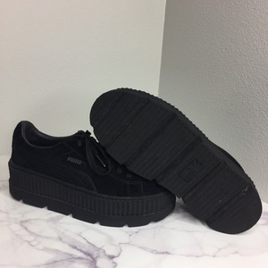 ladies black trainers size 9
