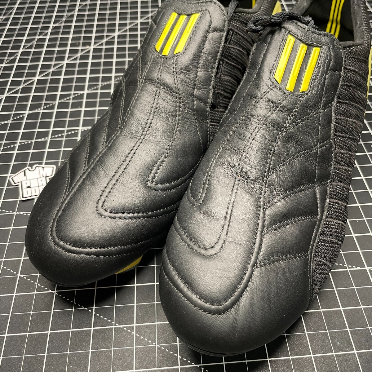 ⚫ 2003 Adidas F50 SG 039650 - 10.5 US • 44 2/3 EU • 10 UK ⚫ 2003 Adidas F50 SG 039650 - 10.5 US • 44 2/3 EU • 10 UK
