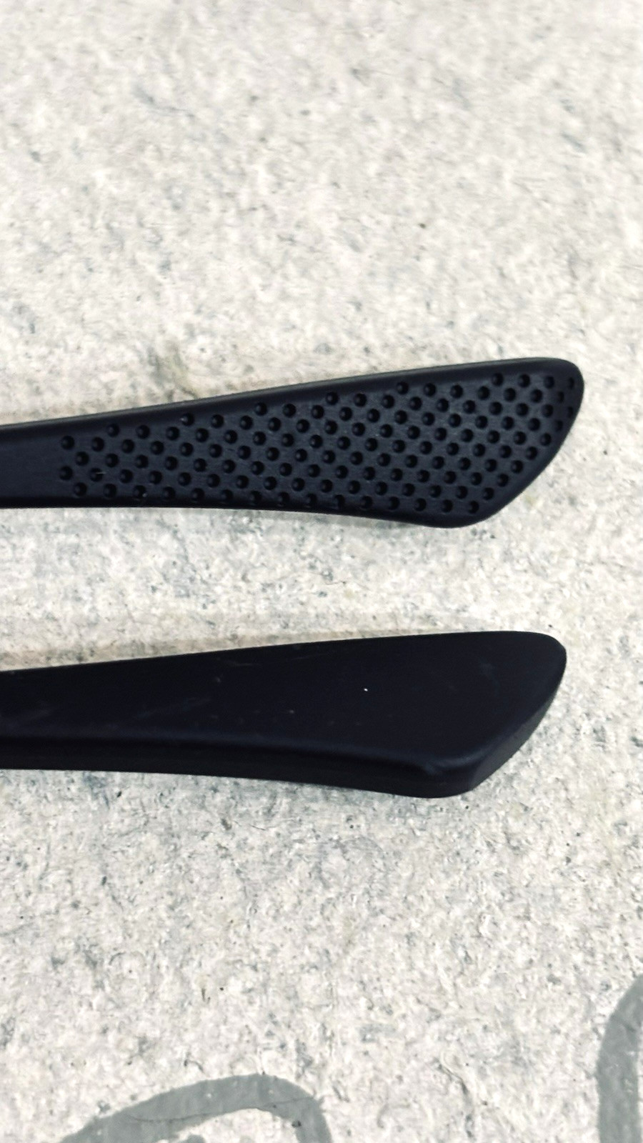 Ray Ban Replacement Temple Tips for Rx7017 Rx6263 RB3387 56-150mm Black socks