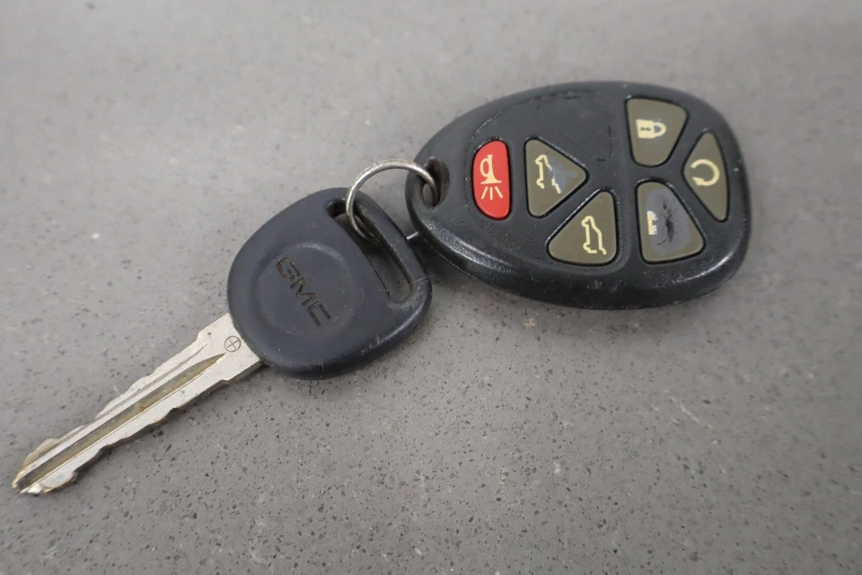 GMC Yukon Denali 2010-2013 columna de dirección híbrida con llave e interruptores (Cocoa 397) Foto 2 de 4