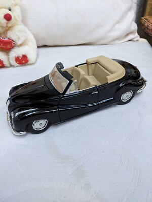 BMW 502 1955 Maisto Modellauto 1:18 model car