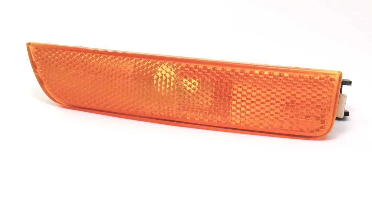 RH Front Bumper Side Marker Light 01-05 VW Passat B5.5 - Genuine