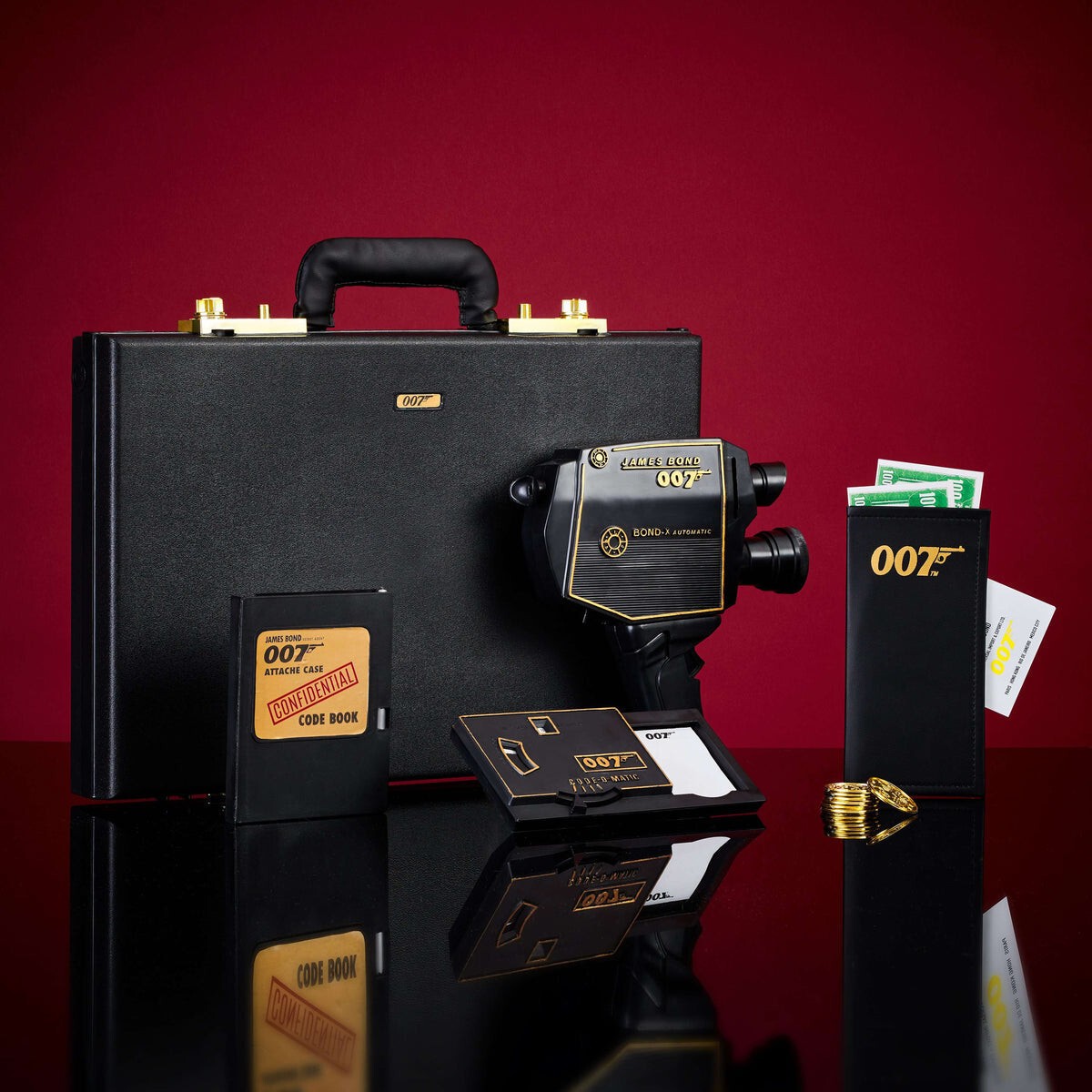 RARE 007 James Bond Secret Agent Attache Case Camera Decoder Code 