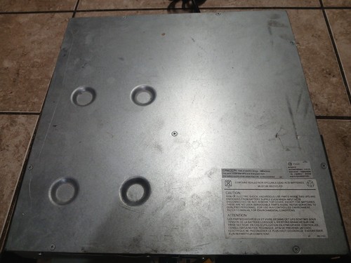Occasion *POUR PIECES* Compteur Testé APC SUA1500RM2U UPS 1500VA 980W 120V Montage en rack USB - Photo 2/23