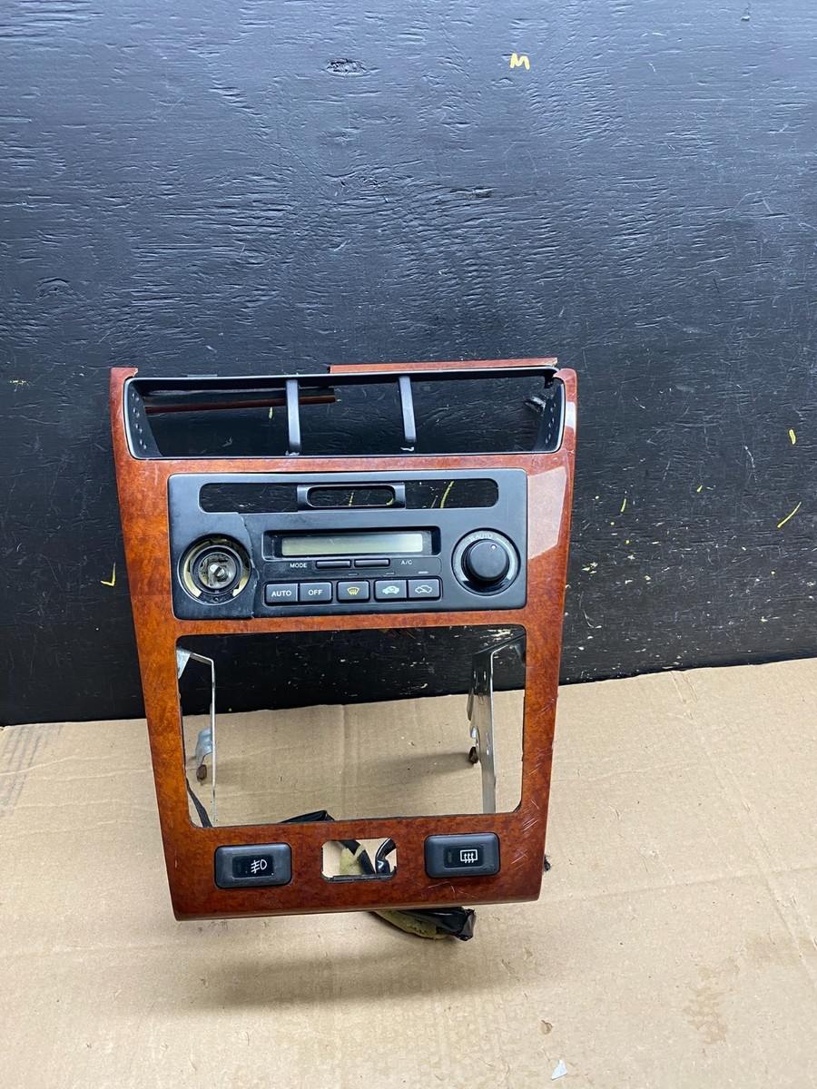 アキュームレータ　フロント 1996 to 2004 Acura RL Radio Climate Control Bezel Trim OEM Z0004