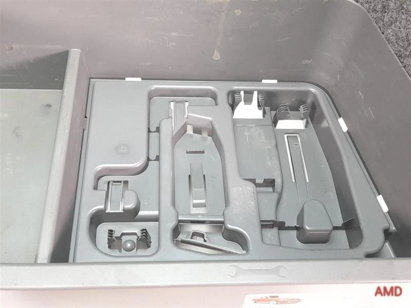 2011 BMW 335i 335xi 328xi 328i E90 Sedan Battery Cover No Tools 51477070520 - Image 4 of 4