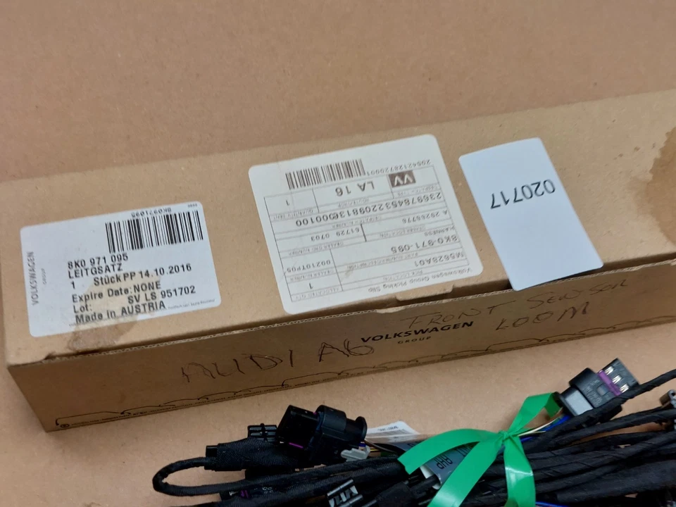 Audi A4 B8 A5 8T Front Parking Aid Wiring Harness 8K0971095F Genuine NEW - Image 3 of 4