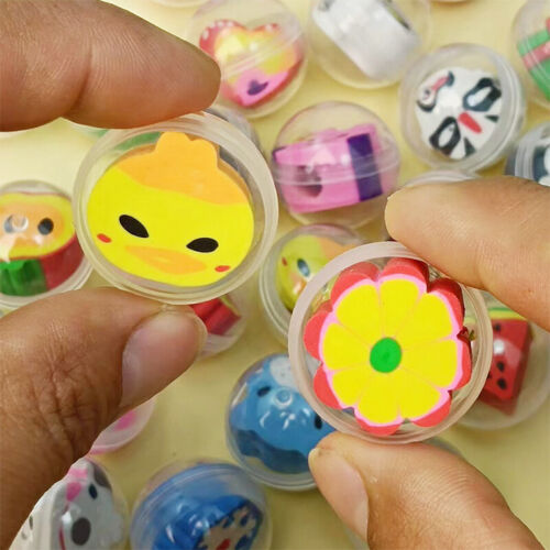10Pcs Creative Mixed Surprise Twisted Egg Ball Eraser Children Toy School Prizes - Foto 1 di 10