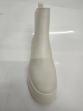 Nine West Henrita3 Milk150 Chunky Sole Rounded Toe Pull On Chelsea Ankle Boots