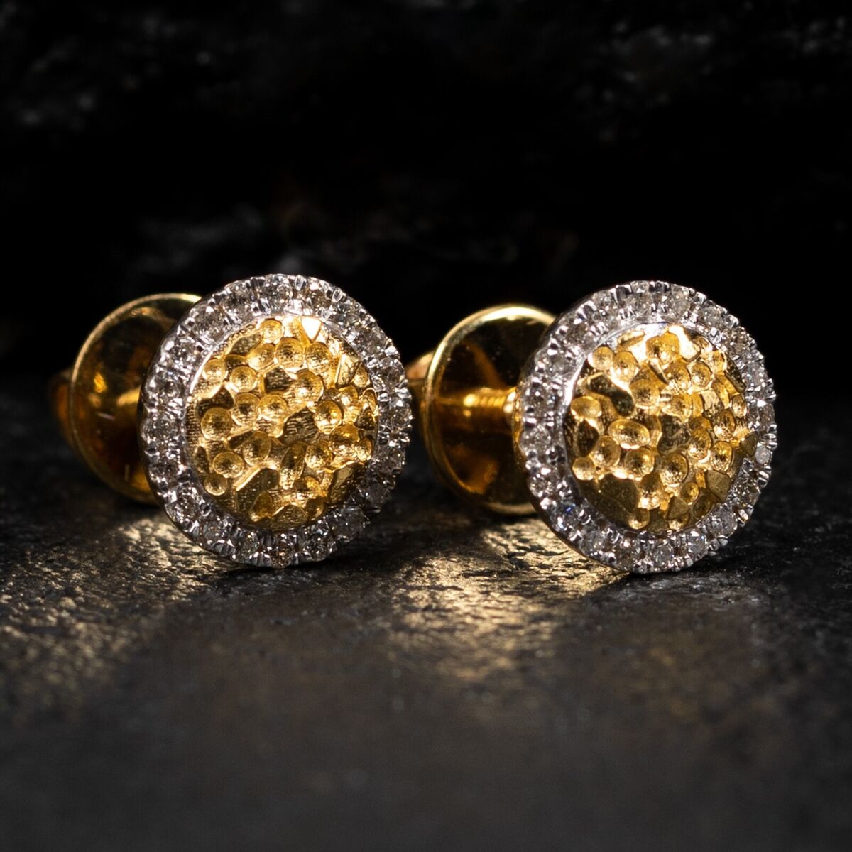 LADIES STUD EARRINGS 0.16CT ROUND DIAMOND 10K YELLOW GOLD LADIES STUD EARRINGS 0.16CT ROUND DIAMOND 10K YELLOW GOLD