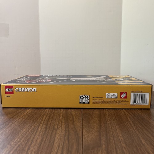 LEGO 31091 Creator 3-in-1 Space Shuttle Transporter Spaceship New Sealed Retired - Picture 7 of 8