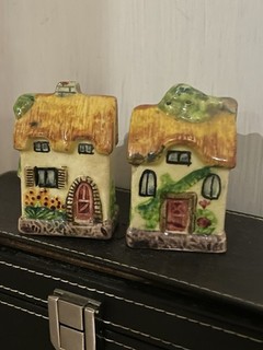 Vintage Antique Japanese Salt And Pepper Shakers English Cottages MARUTOMO
