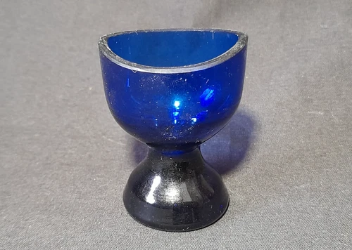 Vintage Cobalt Blue Glass Eye Bath / Eyebath