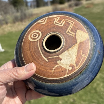 Vintage Marsha Franklin Tribal Artisan Pottery Oil Lamp Petroglyphs Signed