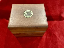 RARE ‘89 MONSANTO WORLD CONFERENCE BRASS CORK COASTERS IN WOOD COMMEMORATIVE BOX