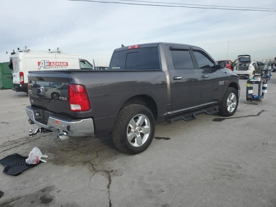 Transfer Case Classic Style 5 Lug Wheel Fits 14-19 DODGE 1500 PICKUP 2671114 - Image 3 of 4