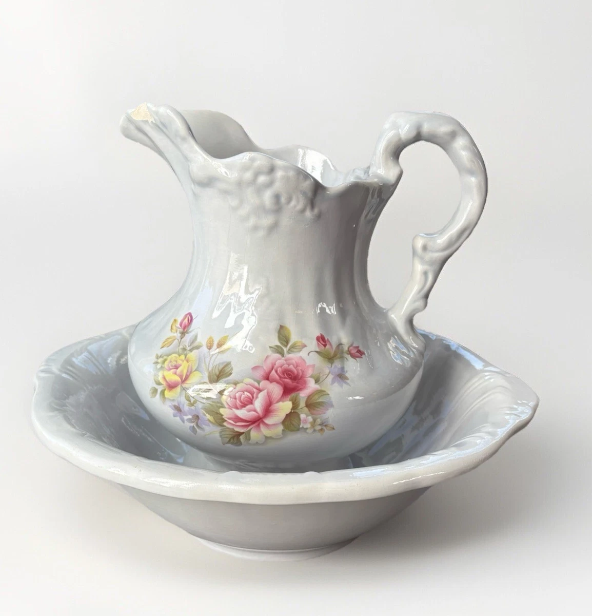 Water Pitcher And Basin In Antique Ceramic & Porcelain Pitchers