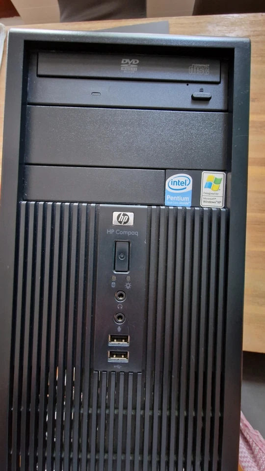 HP Compaq PC Mit Allem Drin Ausser FESTPLATTEN
