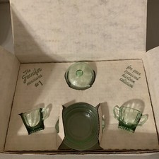 Vintage Mosser Glass Jennifer Set  1 Green New In Box Miniature