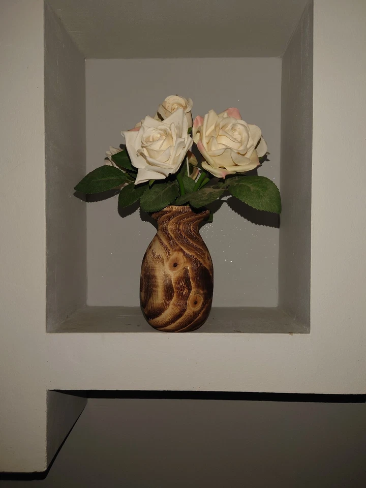 Handmade wooden Vases - Image 2 of 4