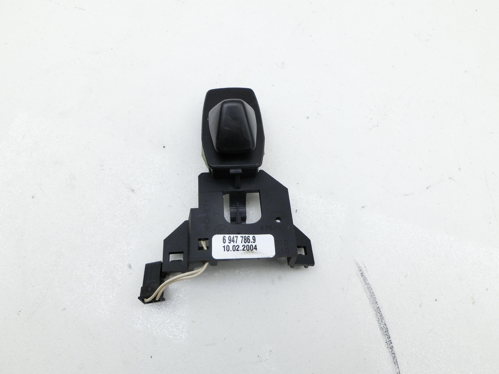 BMW 5 E60 E61 2004 Steering height control switch 69477869 EUO74  