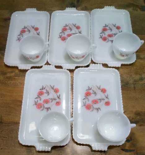 Anchor Hocking/Fire King Vintage  Primrose Snack Sets 5  Plates & Cups