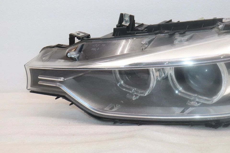 Faro de xenón HID 2012 2013 2014 2015 BMW 328i 335i conductor izquierdo 63117259553 Foto 2 de 4