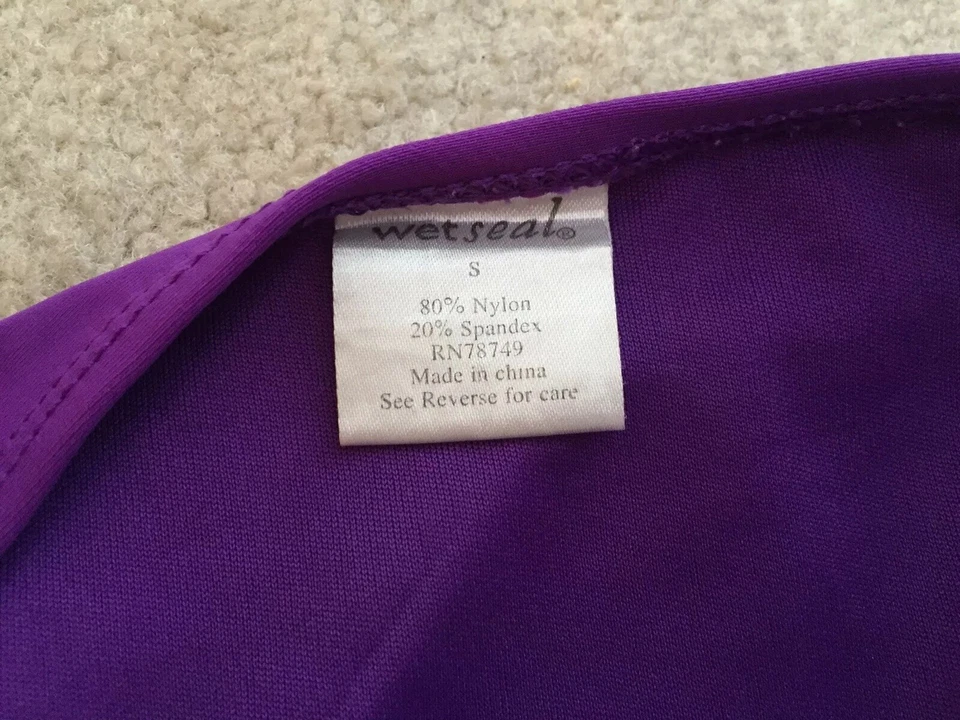 女士的湿印紫色大头巾扭曲比基尼上衣泳装尺寸 M 上装,尺寸 S 底部 — 第 2/4 张图片