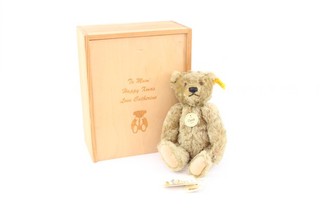 Steiff 1920 Classic Teddy Bear Mohair EAN 000713 w/ COA in Personalised Wood Box