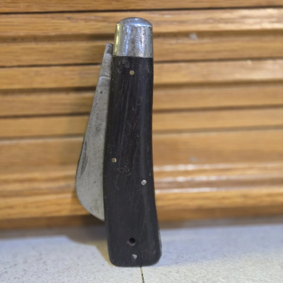 VINTAGE SCHRADE WALDEN HAWKBILL N.Y. U.S.A. 136 POCKET KNIFE - Image 2 of 4