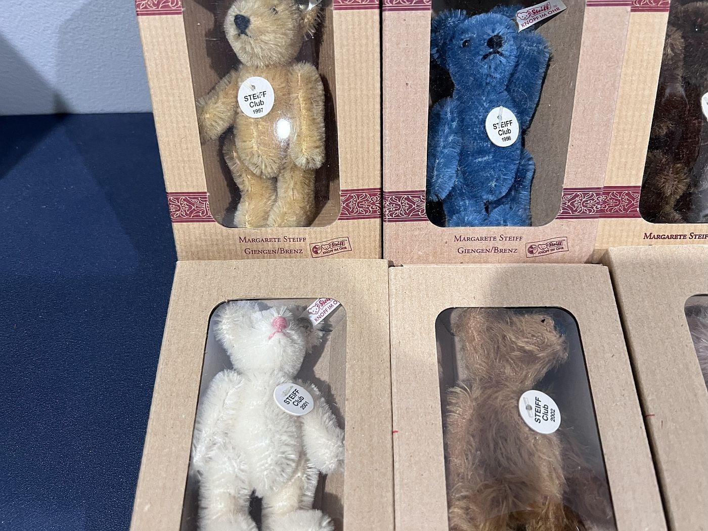 Lot of 11 Steiff Club Bears in Boxes From 1996 to 2009 (AFJ)