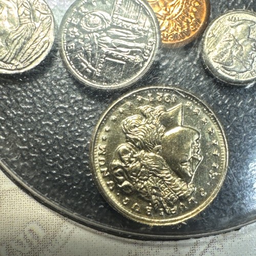 U.S. Miniature Coin Collection w/ 19th and 20th Century Rare Coinage T-2014 - Imagen 5 de 13