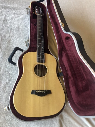 1997 Taylor Baby Guitar Model 301 USA Solid Spruce Top Hard Case + Key + Tag